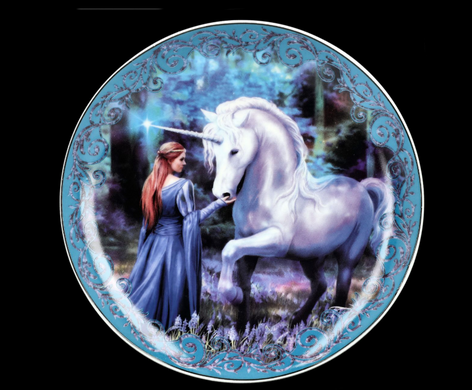 Колекційний Набір із 4 тарілок Єдиноріг і Діва від Anne Stokes