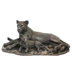 Коллекционная статуэтка Veronese "Львица со львенком"