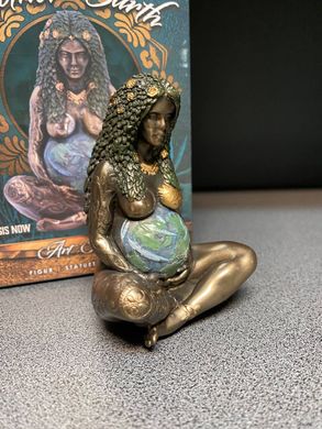 Колекційна статуетка Nemesis Now "Богиня Землі і миру Гайя", міні версія
