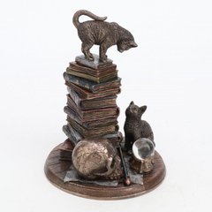 Коллекционная статуэтка Veronese "Кошки на книгах" WU78012A4