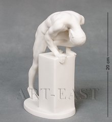 Фарфоровая статуэтка Veronese "Атлет" бисквит WS-111/ 1